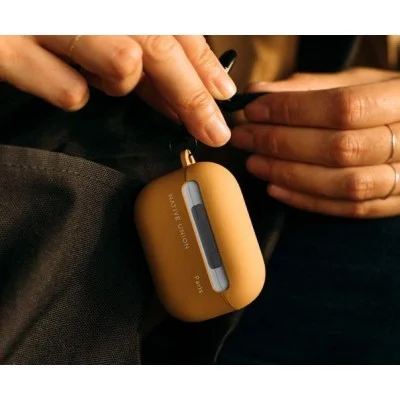Native Union Airpods Pro 1&2 Roam Case